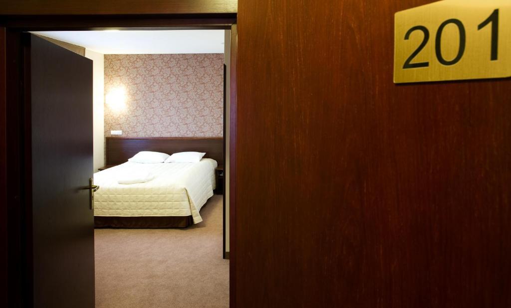Hotel Centrum Kwidzyn Ruang foto