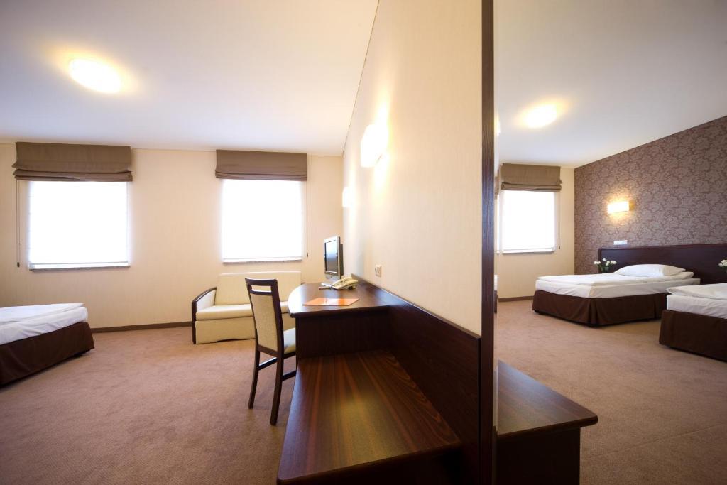 Hotel Centrum Kwidzyn Ruang foto